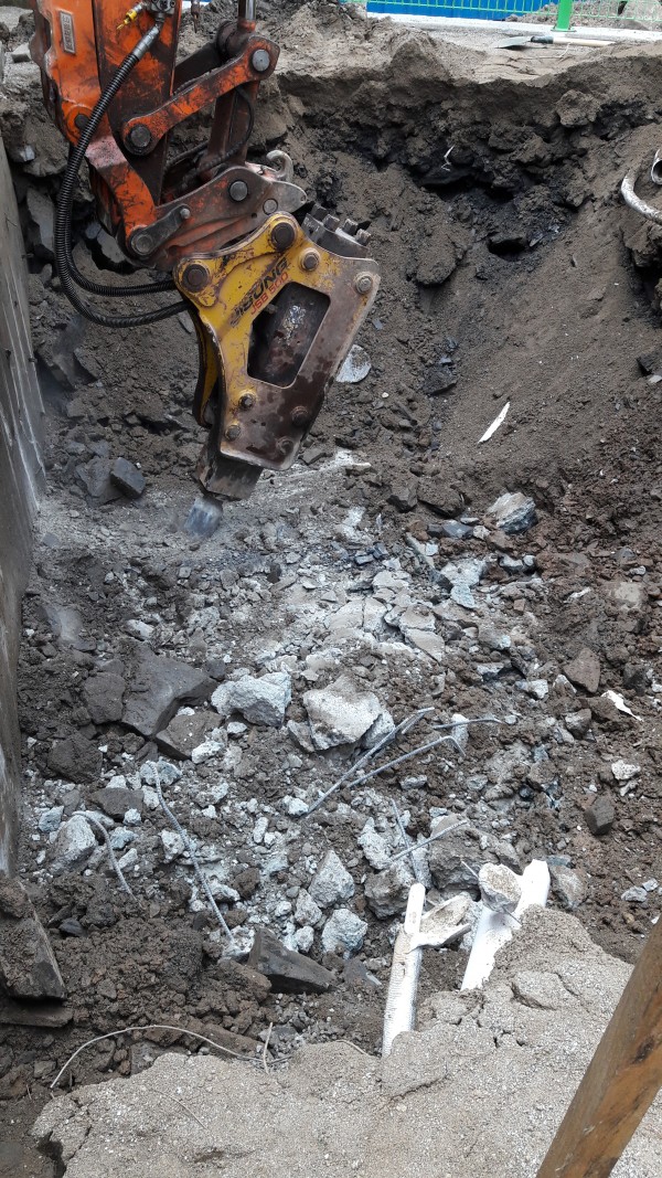 8e3d35878e75151416ce1fc3fbe81b78_1554280