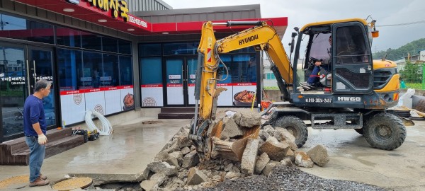 3e459aa8db7f62b44a6b8ca4375eb774_1655084